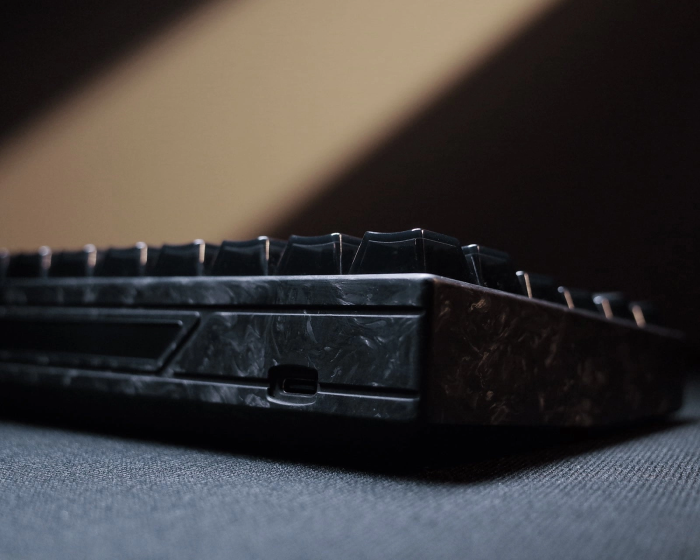 Teclado Gamer Magnético WLMouse Ying75 Black Forged Carbon Fiber