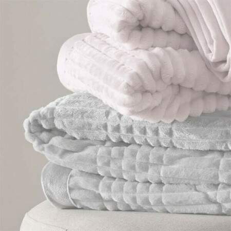 Manta King Microfibra Karsten Lima Blush