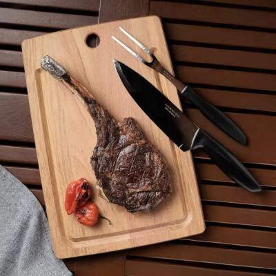 Kit churrasco Tramontina com faca, garfo e tbua