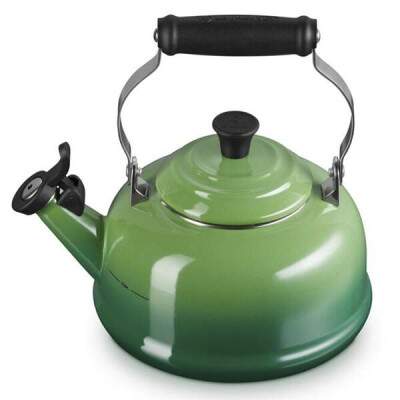 Chaleira Le Creuset Tradicional com Apito 1,6L Bamboo Green