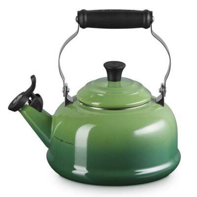 Chaleira Le Creuset Tradicional com Apito 1,6L Bamboo Green