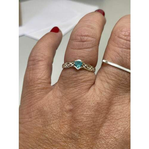 Aliana Celta 5,5mm em + Solitrio Celta com Zircnia Trillion - Ouro 18k