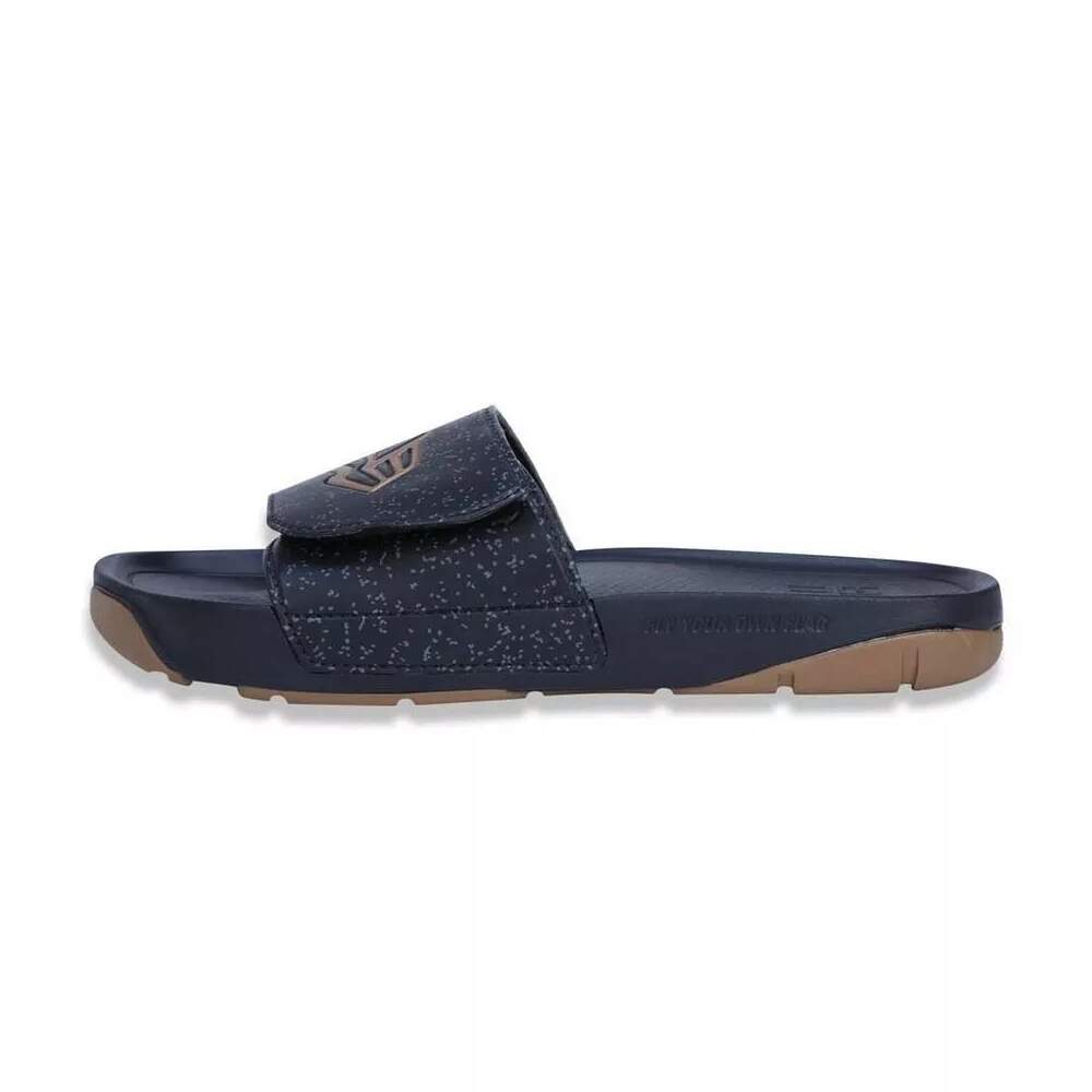 chinelo new era slip on