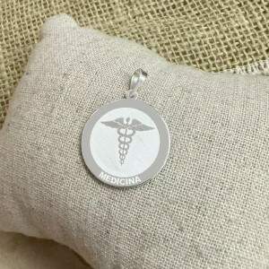 Pingente Simbolo Medicina / Profisso Em Prata 925