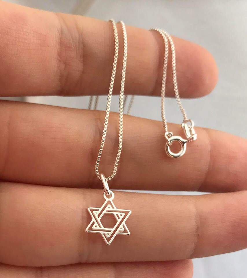 Colar com Pingente de Estrela de Davi Pequeno Em Prata 925 Figurine Acessórios Colar com Pingente de Estrela de Davi Pequeno Em Prata 925 Figurine Acessórios