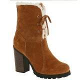 Bota Coturno Cano Baixo Salto 9cm - Camurça Caramelo com Lã