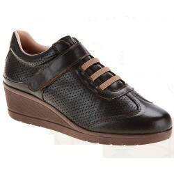 Sapato Fechado Anabela Comfort Salto 4cm - Np. Café/ Perfurado