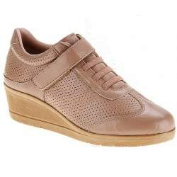 Sapato Fechado Anabela Comfort Salto 4cm - Np. Fior Areia/ Perfurado