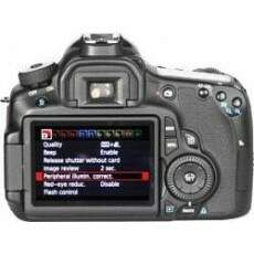 Cmera Digital Canon DSLR EOS 60D 18.0 Megapixels, Lente EF-S 18-135mm + Carto SD 16GB e Bolsa