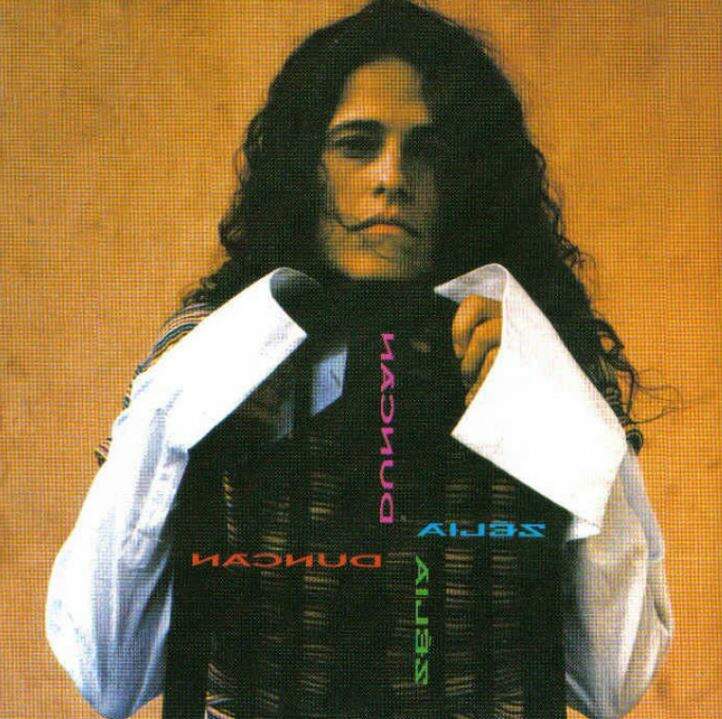 CD - ZÉLIA DUNCAN - Sebo e Livraria Mania de Cultura