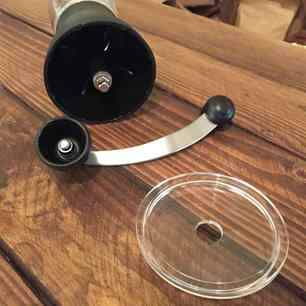 mini moedor de café hario slim