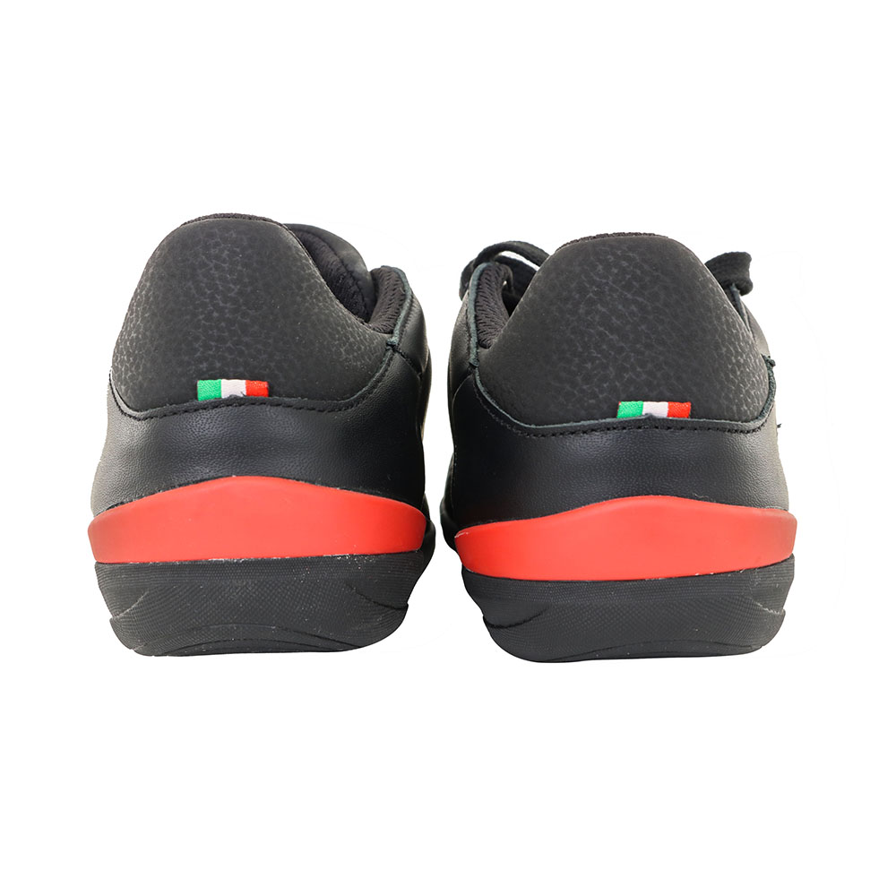 tenis ferrari preto