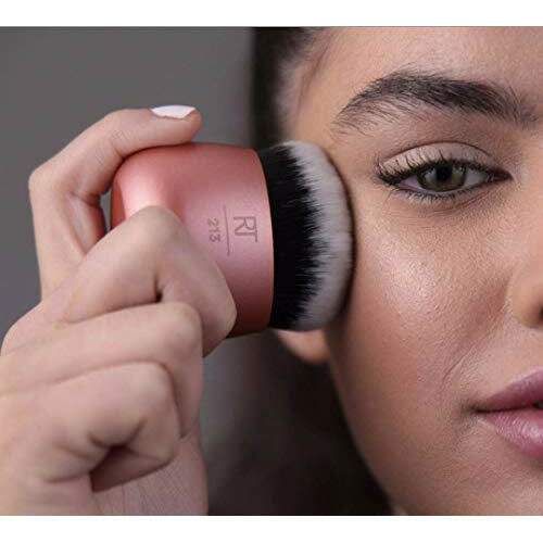 Pincel de Base RT213 Foundation Blender 1855 Real Techniques