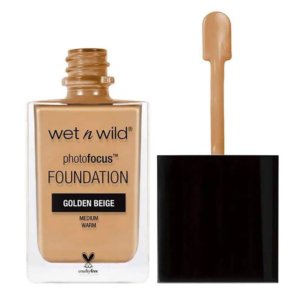 Base Matte wet n wild Shell Ivory 361C Photo Focus Foundation