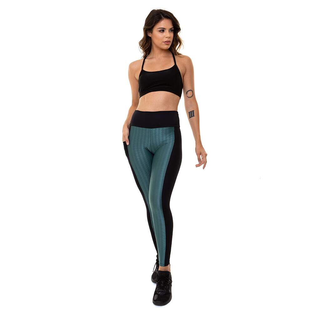 calça legging preta com bolso