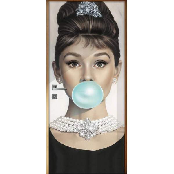 Adesivo de Porta Audrey Hepburn com Chiclete
