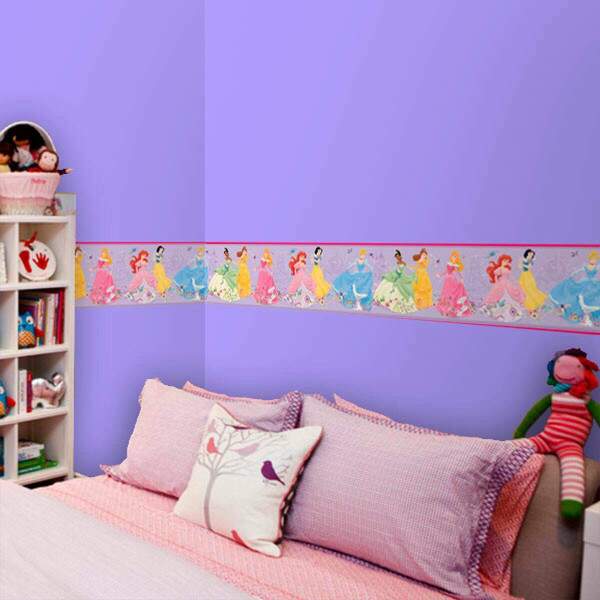 Adesivo decorativo faixa Princesas 1