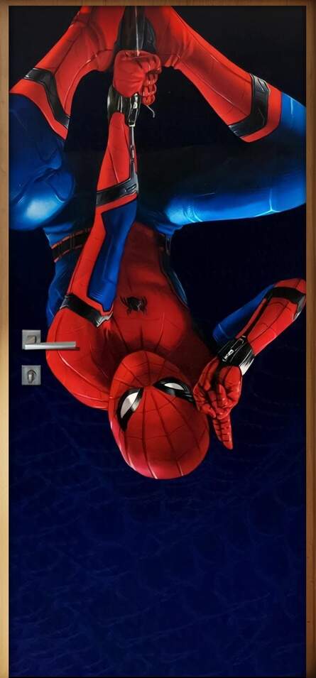 Adesivo para Porta Homem Aranha de Cabea Para Baixo