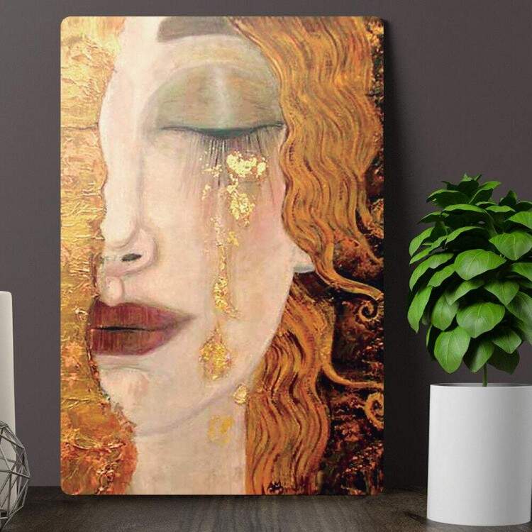 Placa Decorativa Mulher Dourada Abstrata