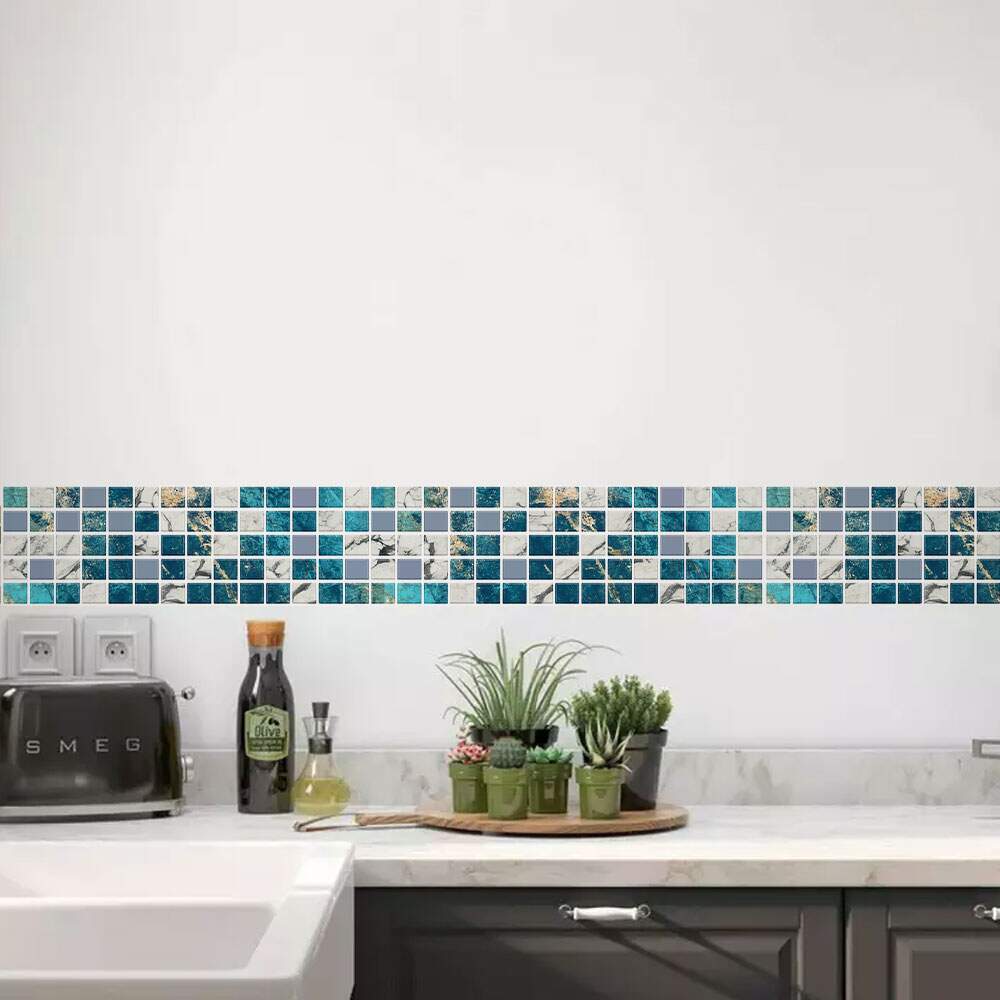 Faixa de Parede Imitando Pastilhas de M�rmore Azul e Branco