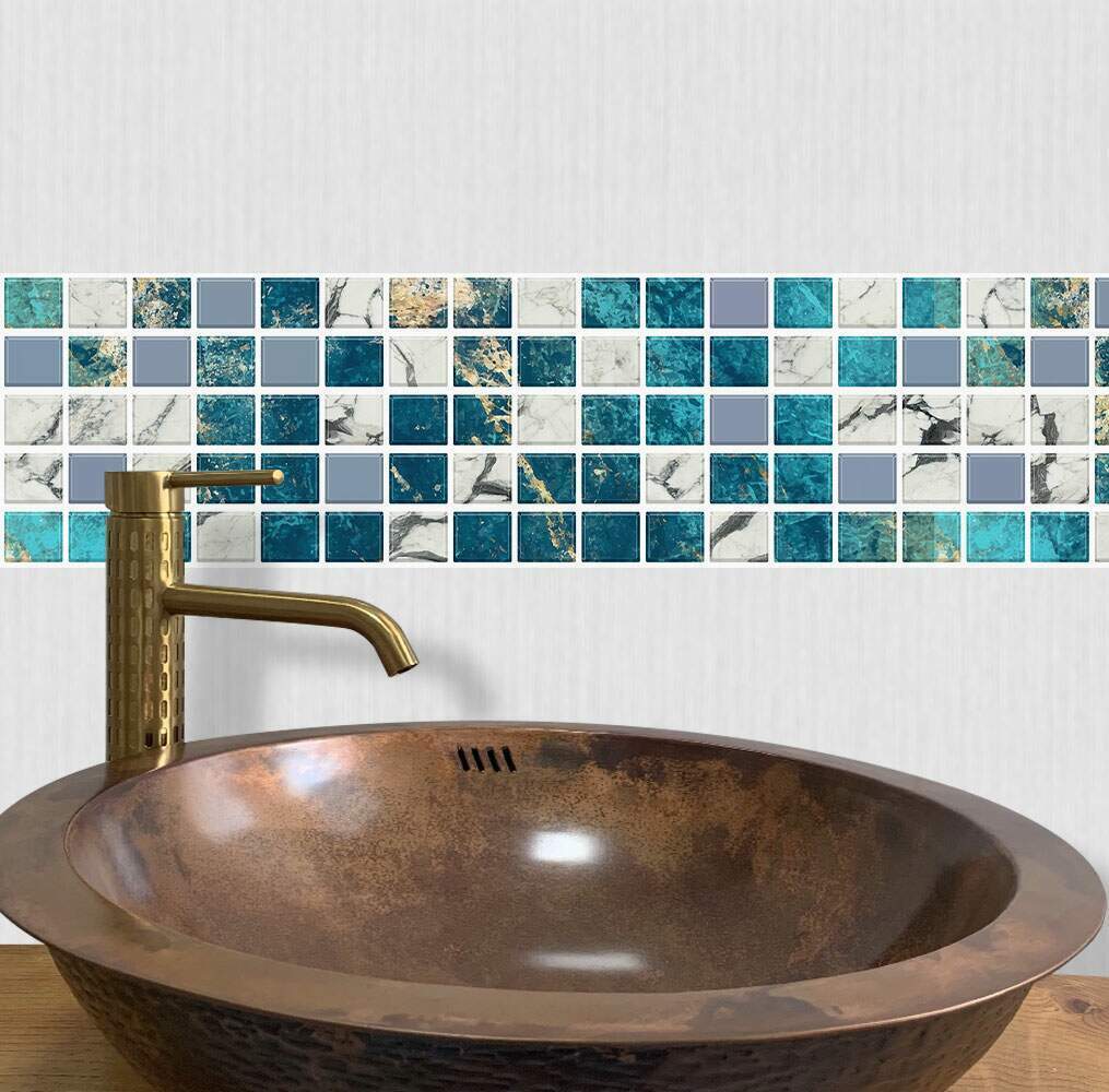 Faixa de Parede Imitando Pastilhas de M�rmore Azul e Branco