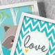 Kit 2 Quadros Decorativos Guaxinim Love Fundo Azul