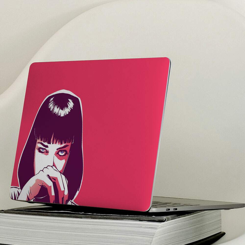 Adesivo Para Notebook Pulp Fiction Fundo Vermelho