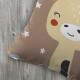 Almofada Decorativa Safari Girafa Baby Marrom