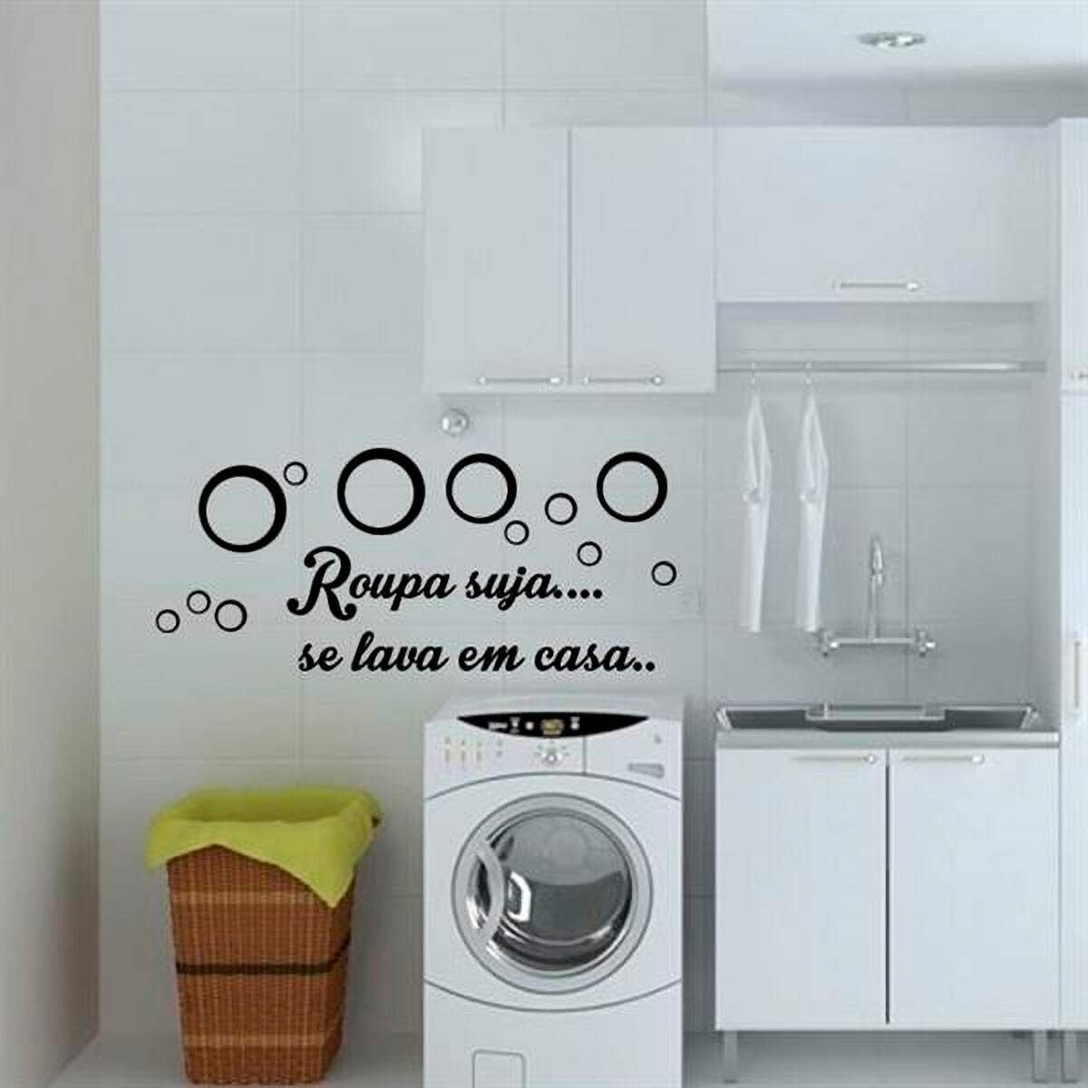 Adesivo de Parede Frase Roupa suja se lava em casa