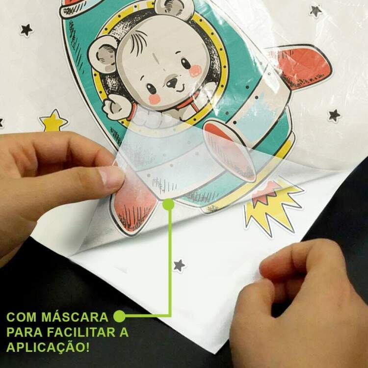 Adesivo de Parede Infantil Ursinho no Foguete