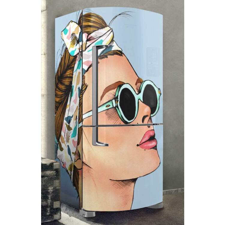 Envelopamento de Geladeira Inteira Mulher Pop Art