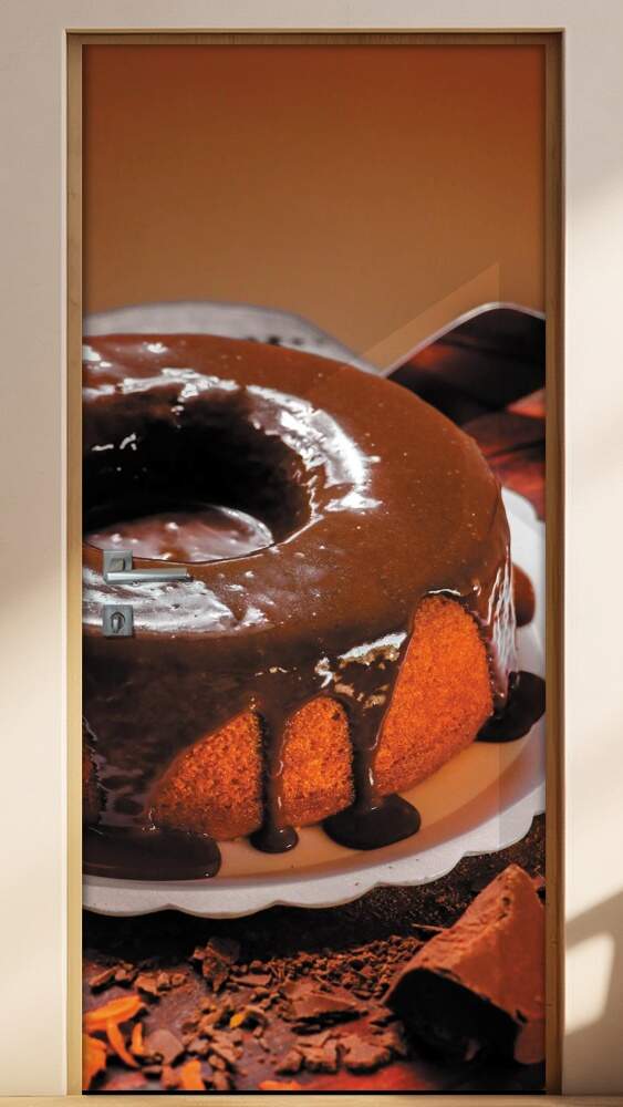 Adesivo Para Porta Confeitaria Bolo De Cenoura Com Cobertura De Chocolate