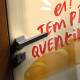 Adesivo Para Porta Tem P�o Quentinho