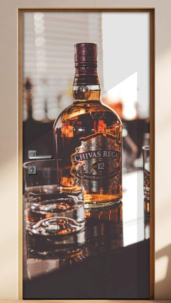 Adesivo Para Porta Whisky Com Drinks