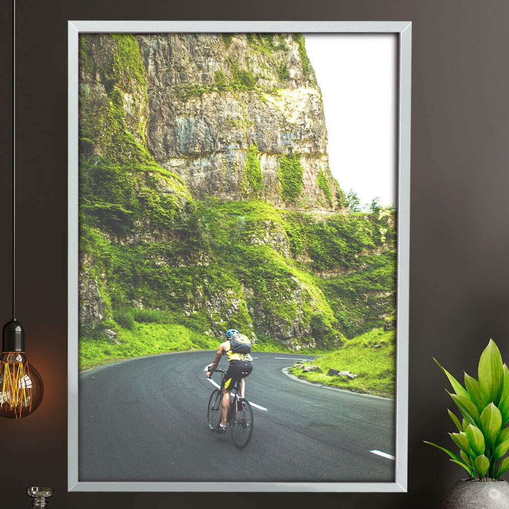 Quadro Decorativo Esporte Ciclista na Estrada
