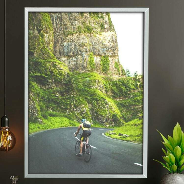 Quadro Decorativo Esporte Ciclista na Estrada