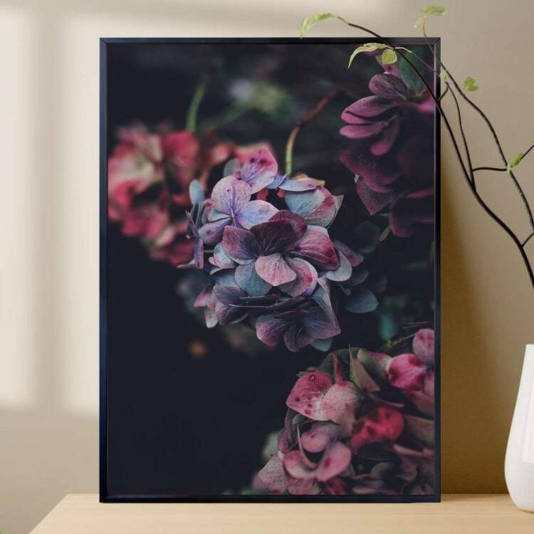 Quadro decorativo - Floral Flor Roxa Fundo Preto