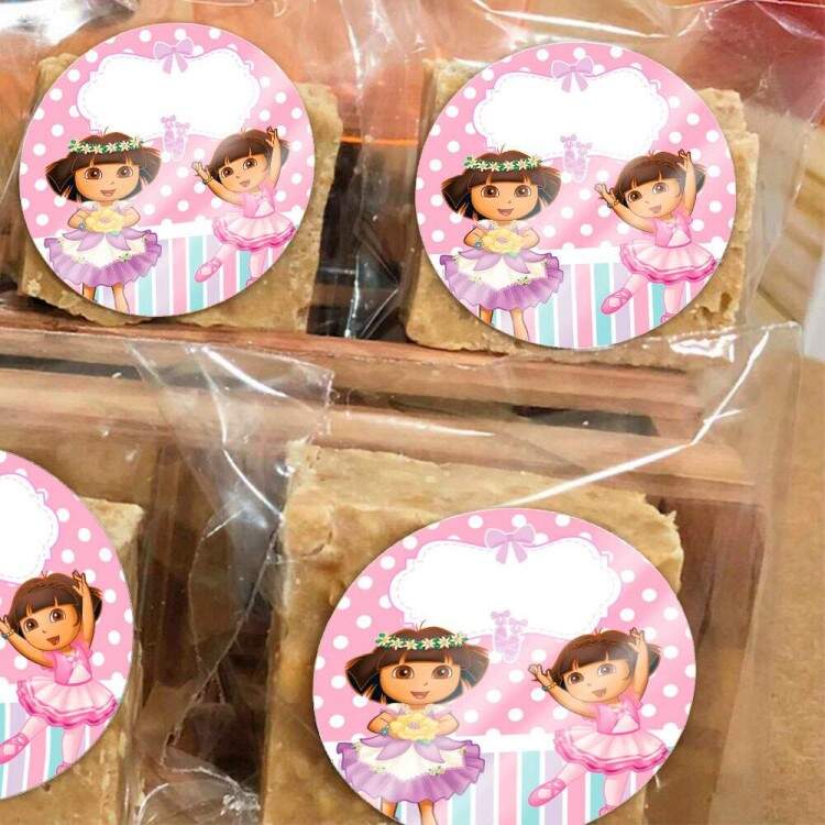 Etiquetas Adesivas para aniversrio com nome e idade Dora aventureira rosa