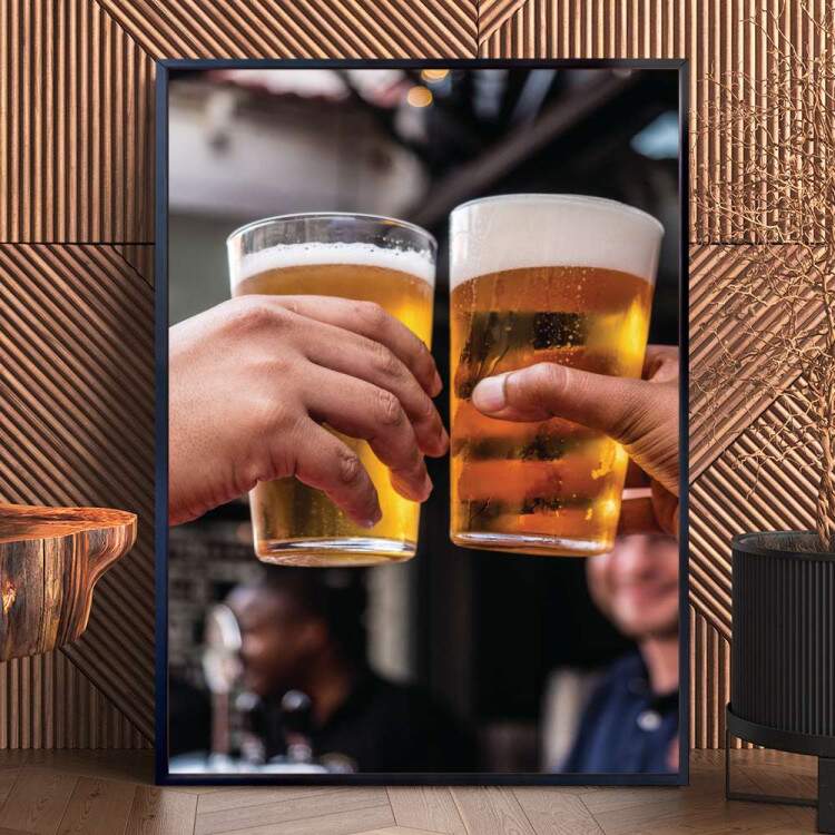 Quadro Decorativo Brinde Com Copos De Cerveja