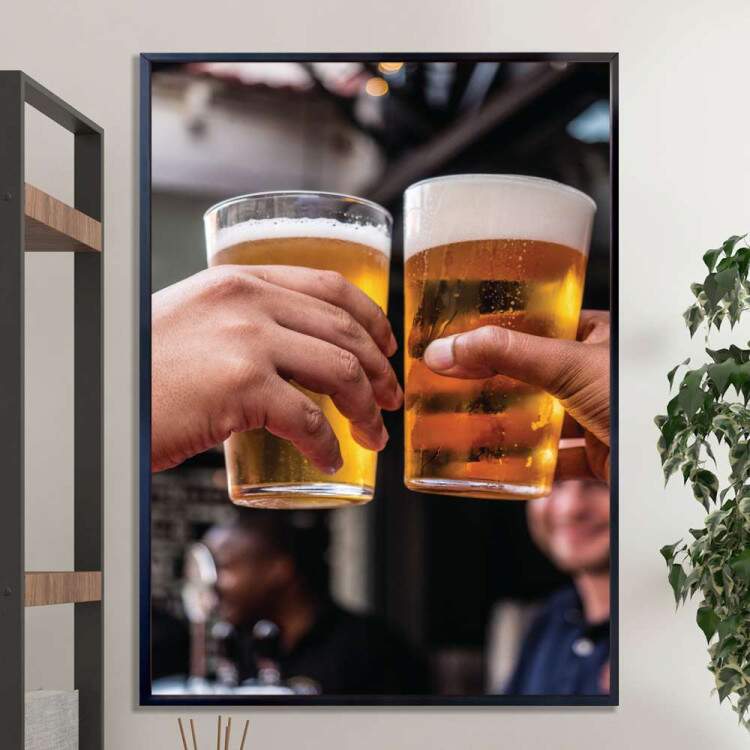 Quadro Decorativo Brinde Com Copos De Cerveja