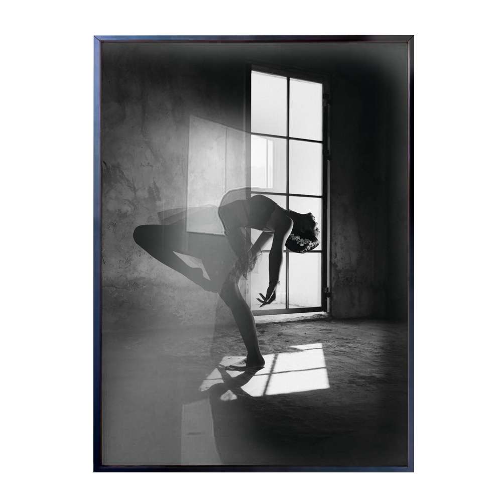 Quadro Decorativo Preto e Branco Bailarina Ensaiando