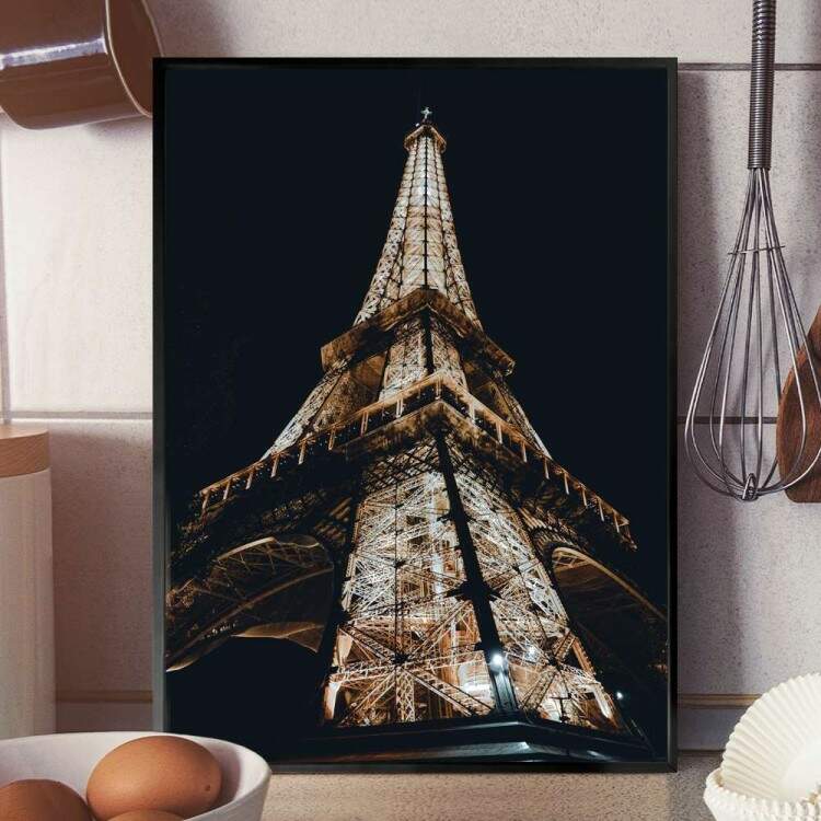 Quadro Decorativo Torre Eiffel Vista De Baixo