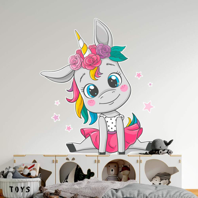 Adesivo de Parede Infantil Unicornio Sentado com Estrelas e Flores