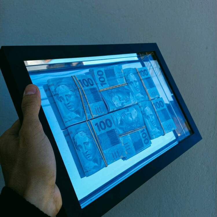 Quadro Decorativo Dinheiro Notas 100 reais Espelhado