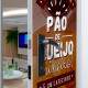 Adesivo de Porta para Padarias P�o de Queijo