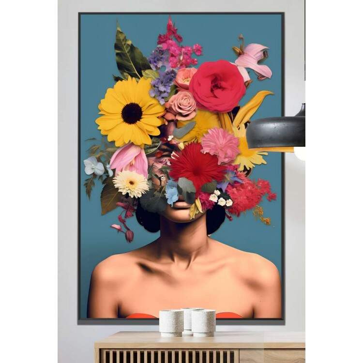 Quadro Decorativo Colagem de Flores Mostrando Busto de Mulher Fundo Azul
