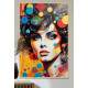 Quadro Decorativo Pop Art Mulher Repleta de Cores em Formato de C�rculo