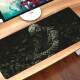 Mouse Pad Gigante 70x30cm Soldado Camuflado em Folhagem
