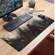 Mouse Pad Gigante 70x30cm Guerreiro Medieval com Armadura e Espada