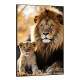 Quadro Decorativo Le�o em Repouso com Seu Filhote Felino Observando Selva